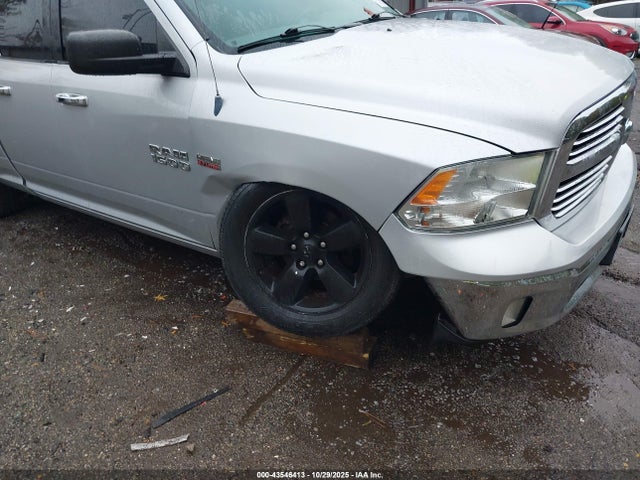 2013 RAM 1500 1C6RR6GT9DS693510 Photo 5