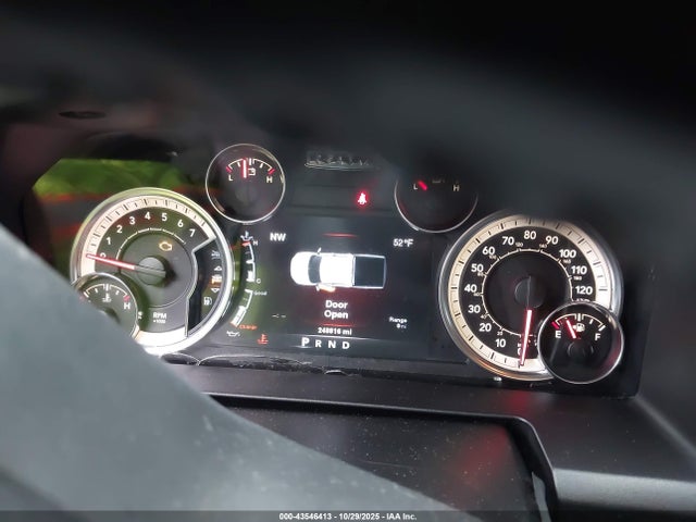 2013 RAM 1500 1C6RR6GT9DS693510 Photo 6