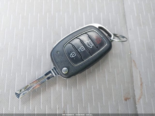 2019 HYUNDAI TUCSON KM8J2CA49KU853120 Photo 10