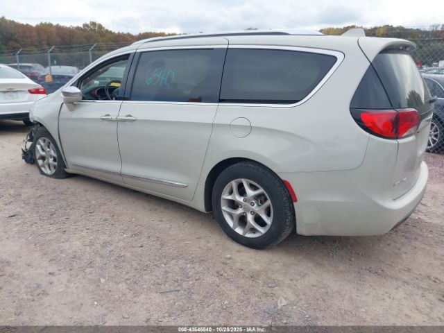 2020 CHRYSLER PACIFICA 2C4RC1GG9LR156300 Photo 2