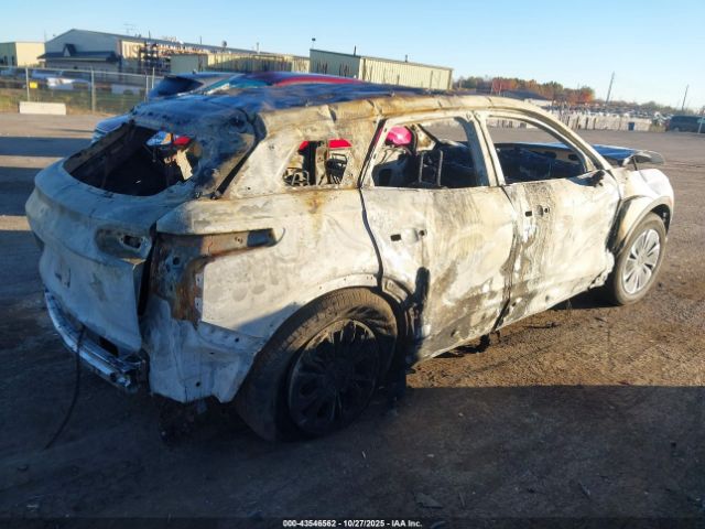 2025 CHEVROLET BLAZER EV 3GNKDGRJ3SS112229 Photo 3