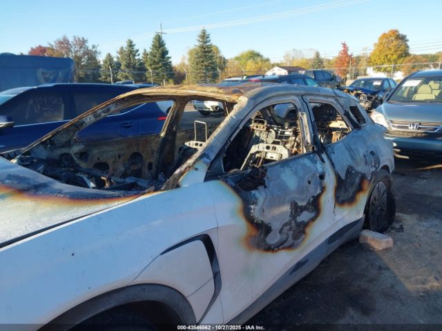 2025 CHEVROLET BLAZER EV 3GNKDGRJ3SS112229 Photo 5