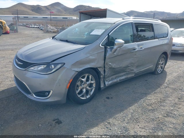 2018 CHRYSLER PACIFICA 2C4RC1GGXJR272568 Photo 1