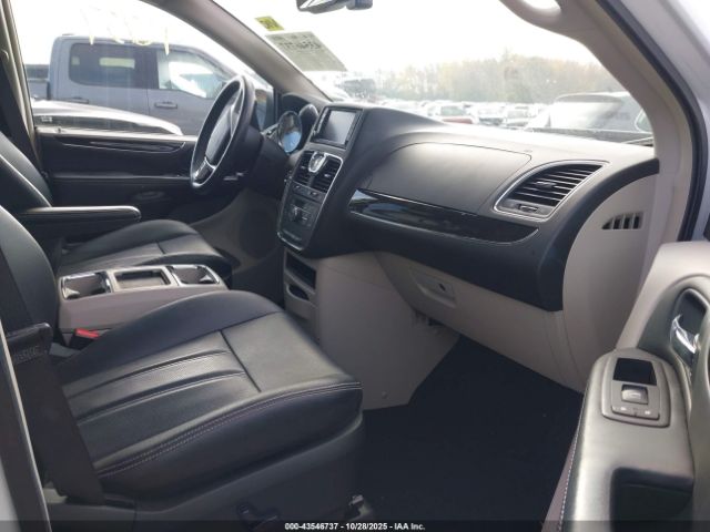 2016 CHRYSLER TOWN & COUNTRY 2C4RC1CG6GR120883 Photo 4