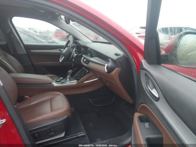 2019 ALFA ROMEO STELVIO ZASPAKAN9K7C30848 Photo 4