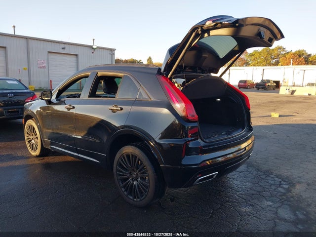 2024 CADILLAC XT4 1GYFZDR42RF100182 Photo 2