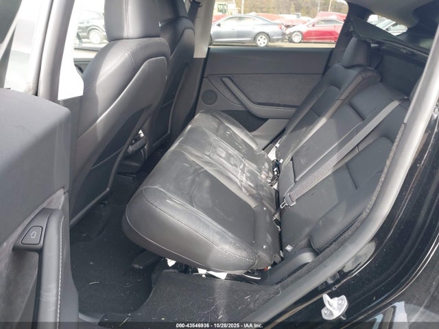 2025 TESLA MODEL Y 7SAYGDEF6SA351549 Photo 7