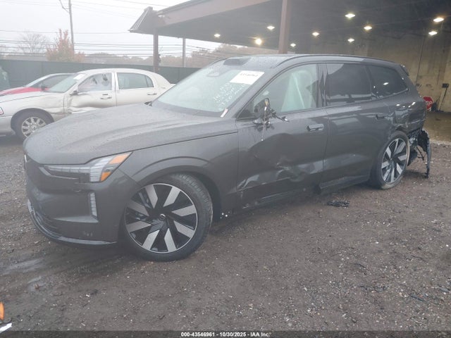 Volvo Ex90 Twin Motor Ultra 2025 7JDEV3VL8SG017142 Image 2
