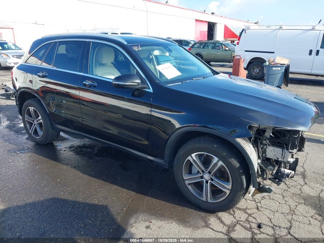 2017 MERCEDES-BENZ GLC 300 WDC0G4KB2HF156870
