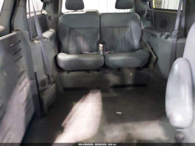 2004 CHRYSLER TOWN & COUNTRY 2C4GP54L84R538842 Photo 7