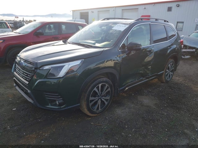 Subaru Forester Limited 2024 JF2SKALC4RH404661 Image 2