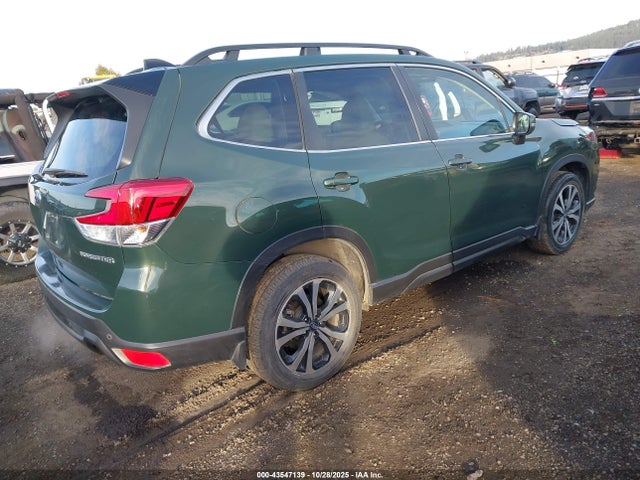 Subaru Forester Limited 2024 JF2SKALC4RH404661 Image 4