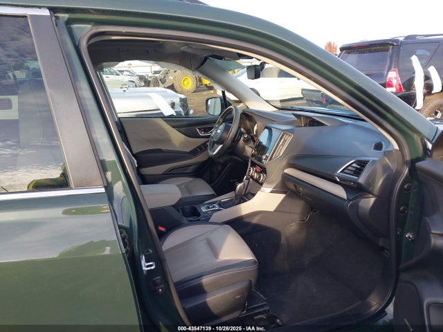 Subaru Forester Limited 2024 JF2SKALC4RH404661 Image 5