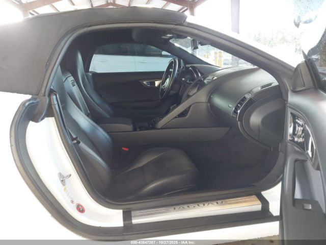 2015 JAGUAR F-TYPE SAJWA6ET6F8K17075 Photo 4