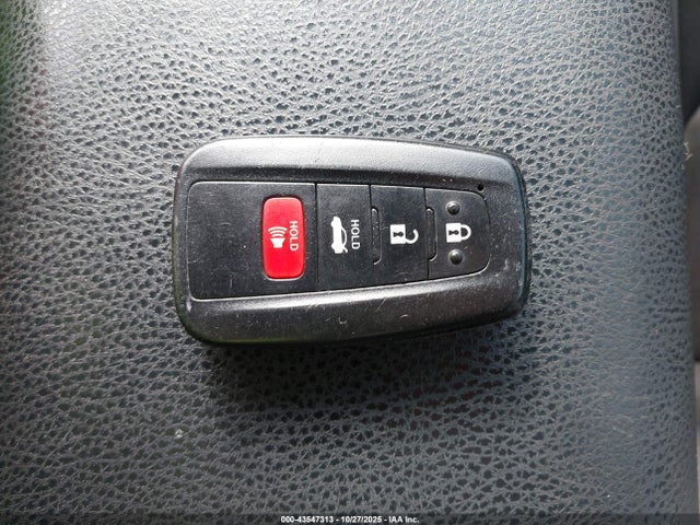 JTNB11HK7J3035213 Toyota CAMRY LE