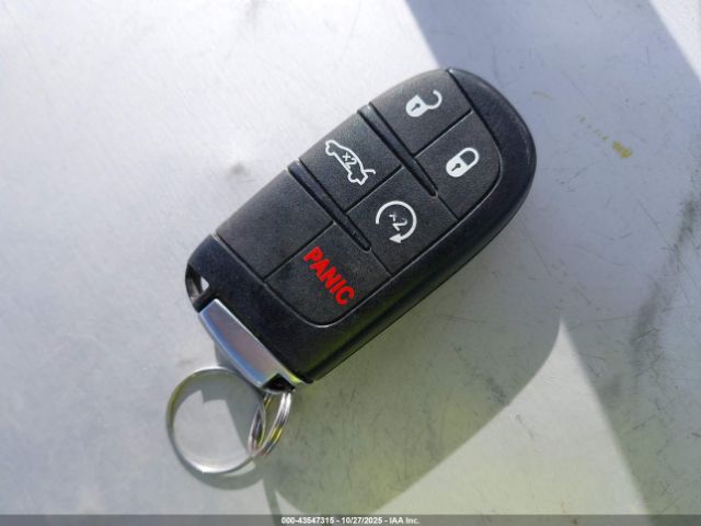 2018 CHRYSLER 300 2C3CCABG8JH201876 Photo 10