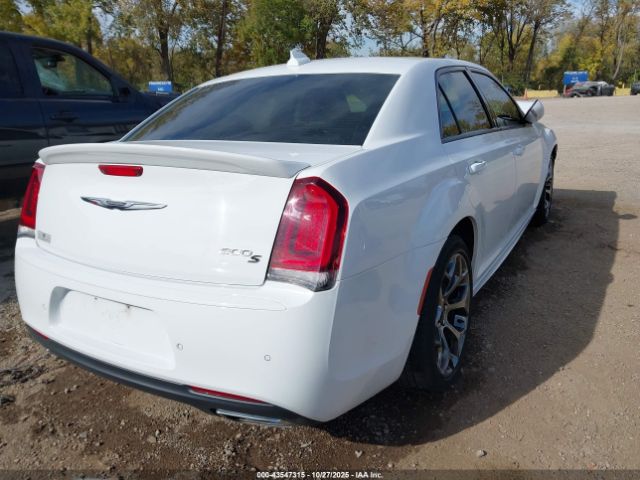 2018 CHRYSLER 300 2C3CCABG8JH201876 Photo 3