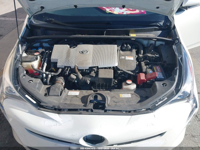 Toyota Prius Three Touring 2016 JTDKARFU2G3500710 Image 10