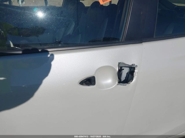 Toyota Prius Three Touring 2016 JTDKARFU2G3500710 Image 6