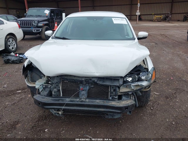43547483 :رقم المزاد ، 1VWAT7A38FC014908 vin ، 2015 Volkswagen Passat 1.8t Wolfsburg Edition مزاد بيع