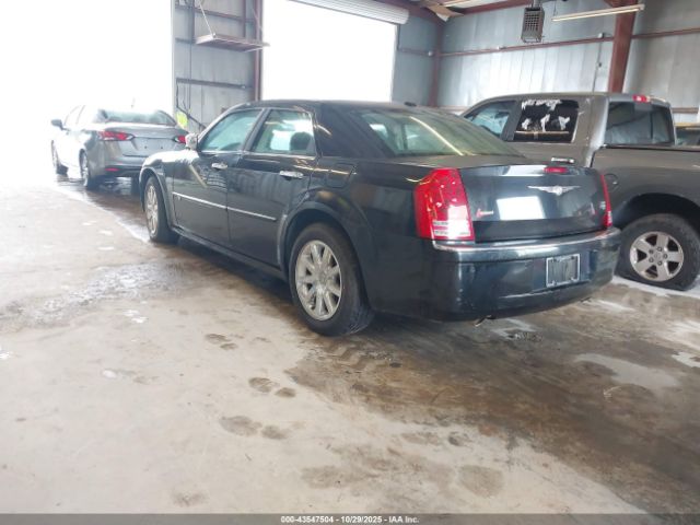 2010 CHRYSLER 300C 2C3CA6CT3AH114840 Photo 2