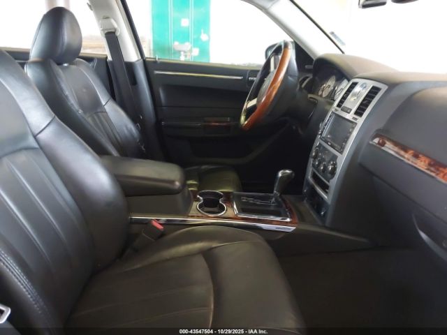 2010 CHRYSLER 300C 2C3CA6CT3AH114840 Photo 4