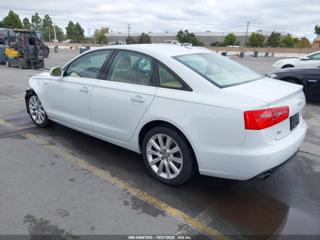 2013 AUDI A6 WAUGGAFC3DN087643 Photo 2