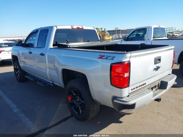 1GCVKREC6JZ110250 Chevrolet Silverado 1500 2lt