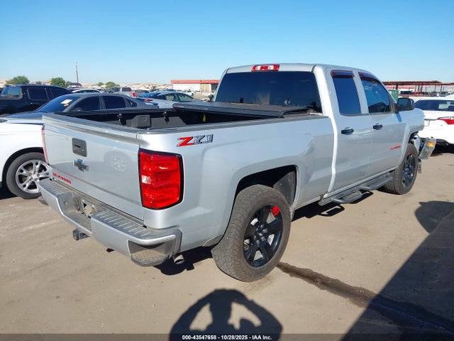 1GCVKREC6JZ110250 Chevrolet Silverado 1500 2lt