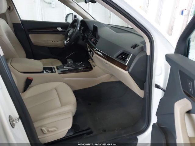 2019 AUDI Q5 WA1ANAFY1K2074487 Photo 4