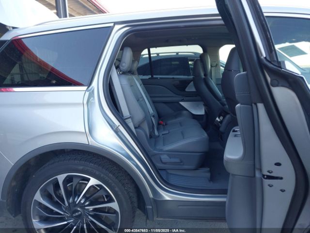 2020 LINCOLN AVIATOR 5LM5J7XC7LGL07021 Photo 7