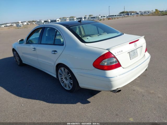 2007 MERCEDES-BENZ E 550 WDBUF72X37B089062 Photo 2