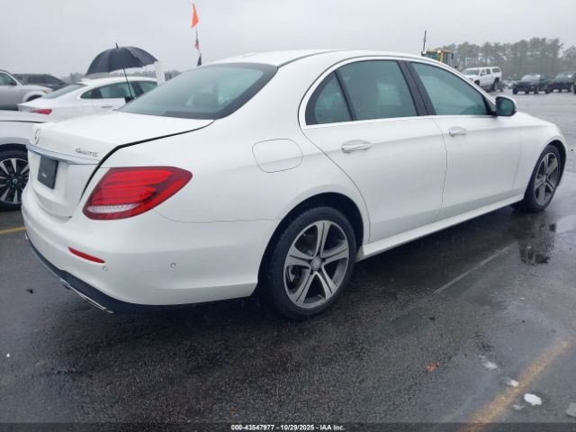 2017 MERCEDES-BENZ E 300 WDDZF4KB9HA095455 Photo 3