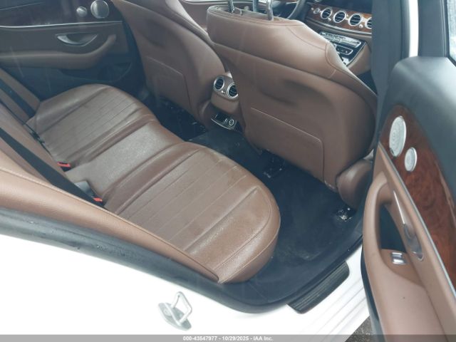 2017 MERCEDES-BENZ E 300 WDDZF4KB9HA095455 Photo 7