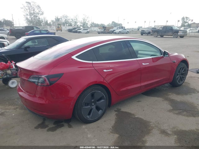 2018 TESLA MODEL 3 5YJ3E1EA1JF026020 Photo 3