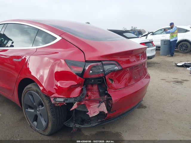 2018 TESLA MODEL 3 5YJ3E1EA1JF026020 Photo 5