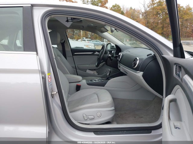 2015 AUDI A3 WAUCCGFF3F1020526 Photo 4