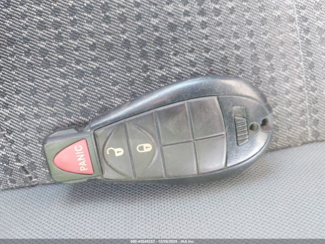 2016 RAM 1500 3C6RR6LT1GG288372 Photo 10