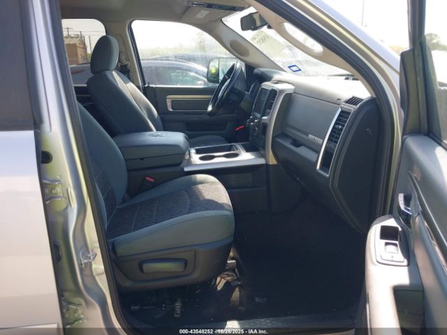 2016 RAM 1500 3C6RR6LT1GG288372 Photo 4