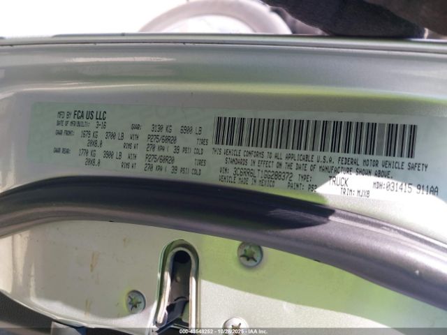 2016 RAM 1500 3C6RR6LT1GG288372 Photo 8