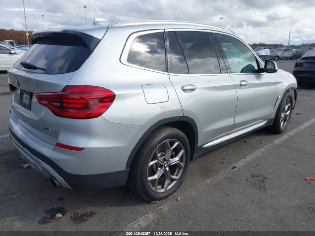 2021 BMW X3 5UXTY5C01M9H40237 Photo 3