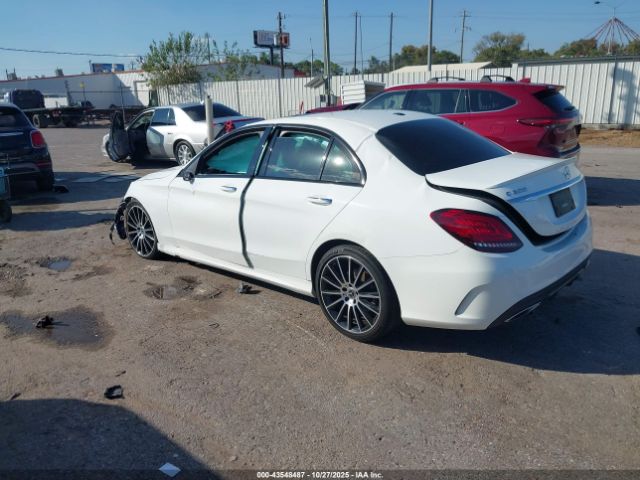 2021 MERCEDES-BENZ C 300 W1KWF8DB3MR640486 Photo 2