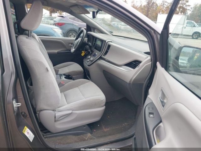2015 TOYOTA SIENNA 5TDKK3DC0FS578517 Photo 4