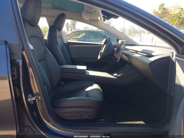 2024 TESLA MODEL 3 5YJ3E1EA0RF741155 Photo 4