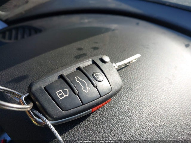 2017 AUDI A3 WAUAUGFF4H1066518 Photo 10