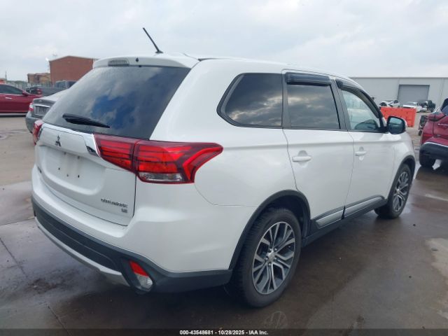 2016 MITSUBISHI OUTLANDER JA4AD3A32GZ008765 Photo 3