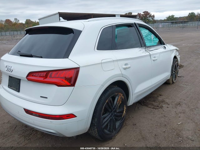 2019 AUDI Q5 WA1BNAFY6K2063831 Photo 3
