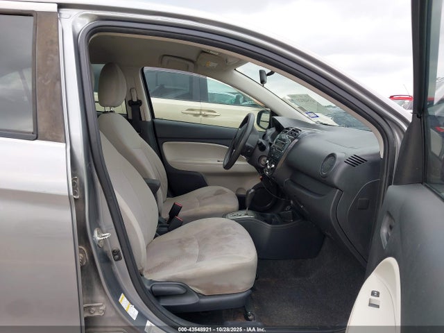 2017 MITSUBISHI MIRAGE G4 ML32F3FJ8HHF15453 Photo 4