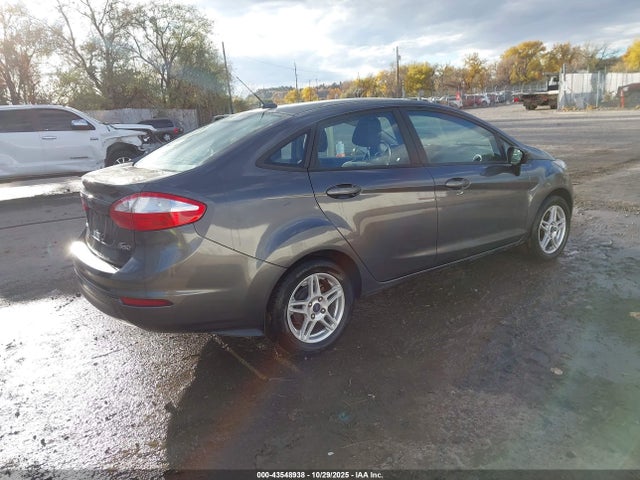 Ford FIESTA SE 2017 3FADP4BJ2HM119001 Image 4