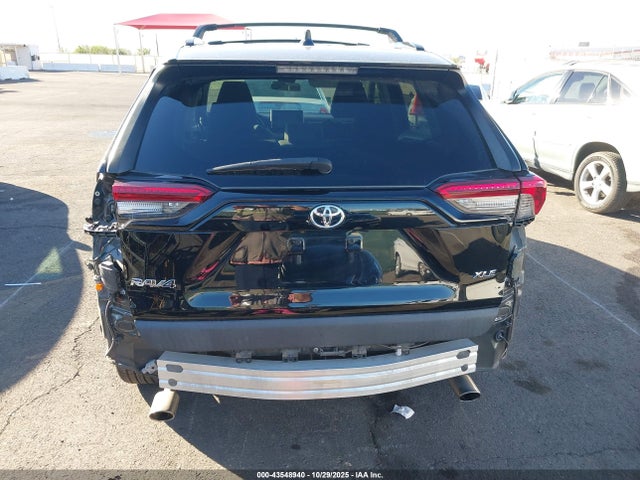 Toyota Rav4 Xle 2019 2T3W1RFV6KC001524 Image 17